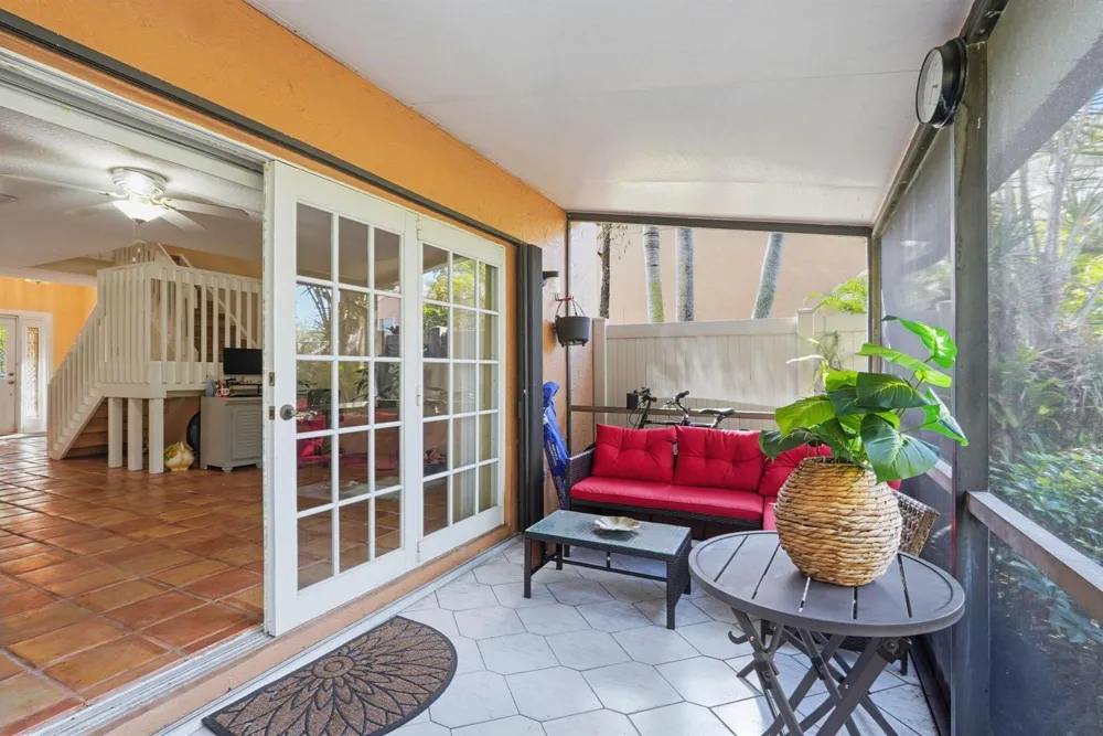 2049 NW 45th Avenue Coconut Creek, FL 33066