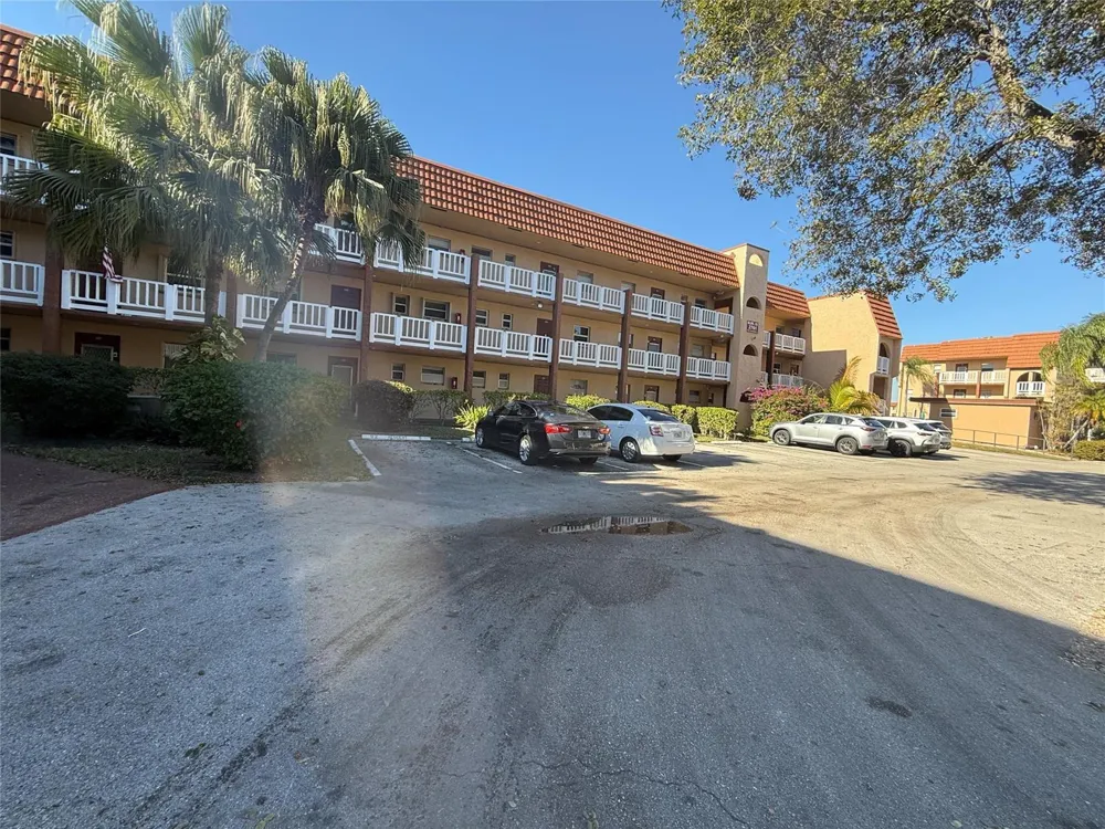 2761 PINE ISLAND ROAD #204 Sunrise, FL 33322