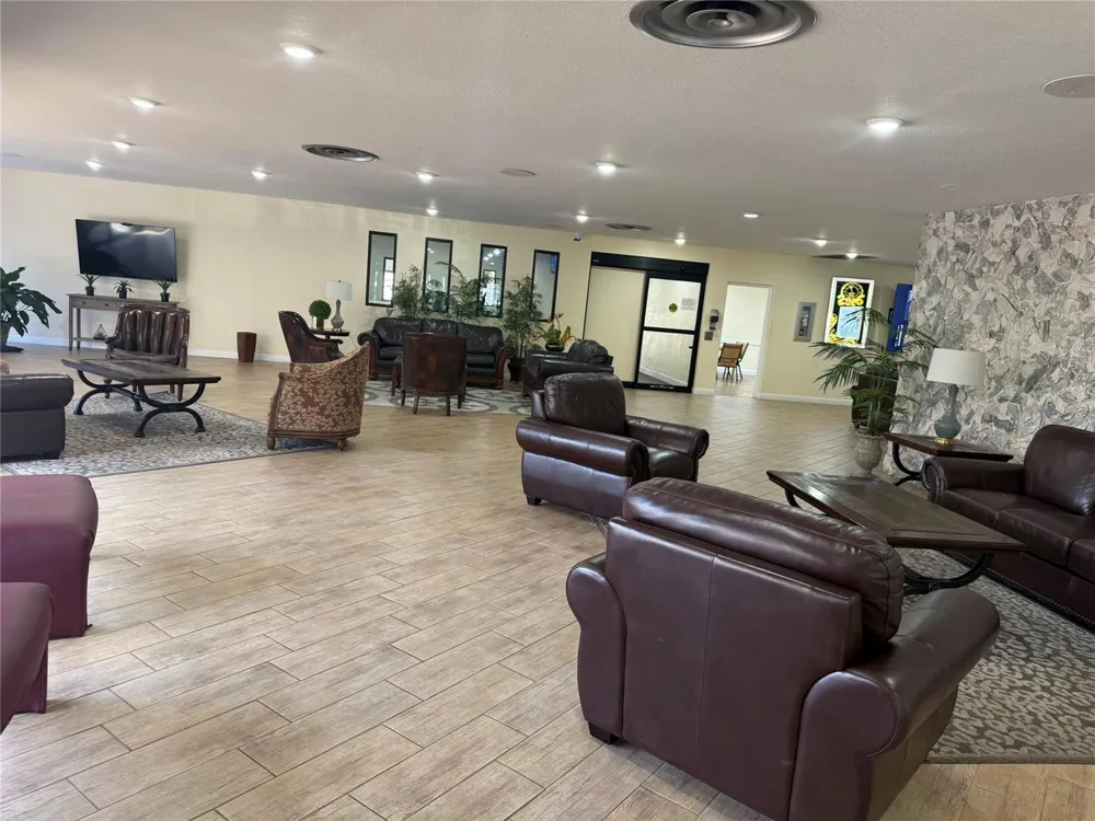 2761 PINE ISLAND ROAD #204 Sunrise, FL 33322