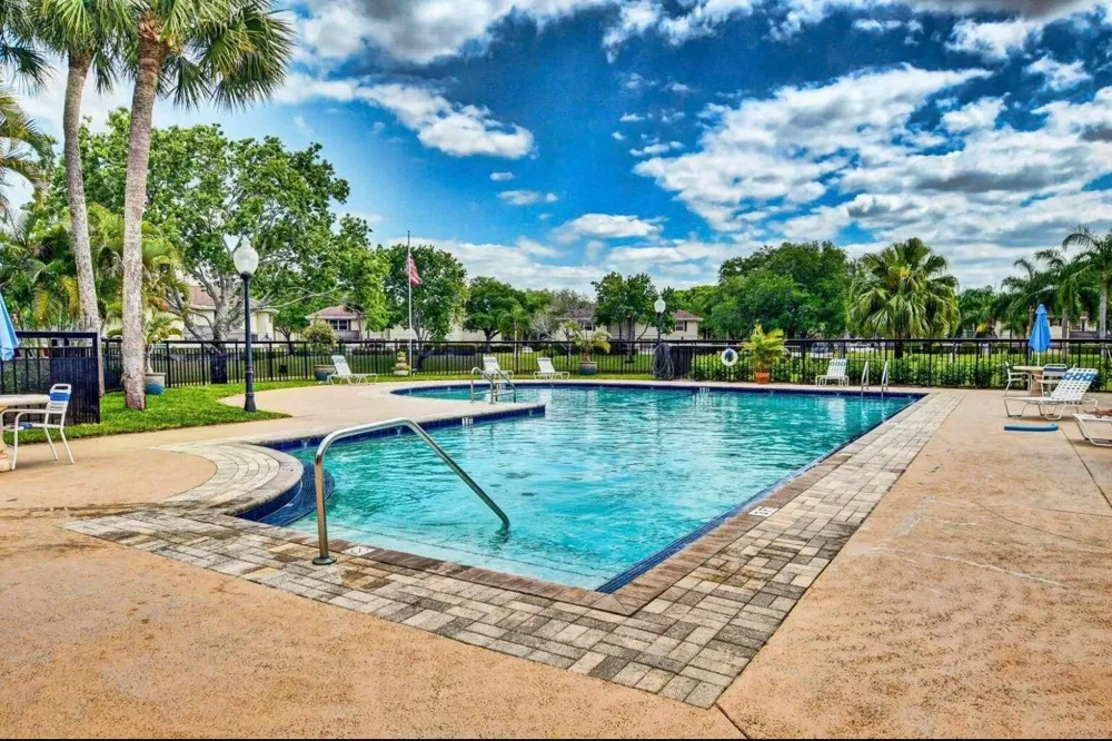 40 Essex Court #A Royal Palm Beach, FL 33411
