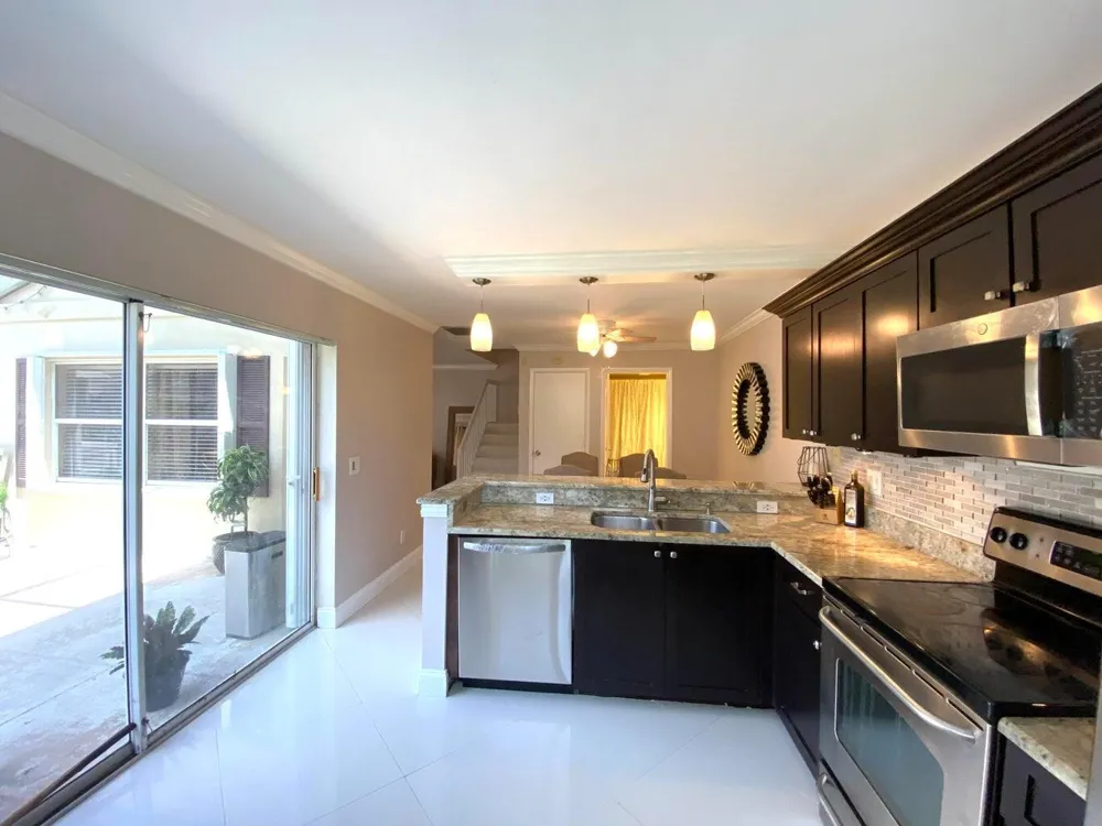 40 Essex Court #A Royal Palm Beach, FL 33411