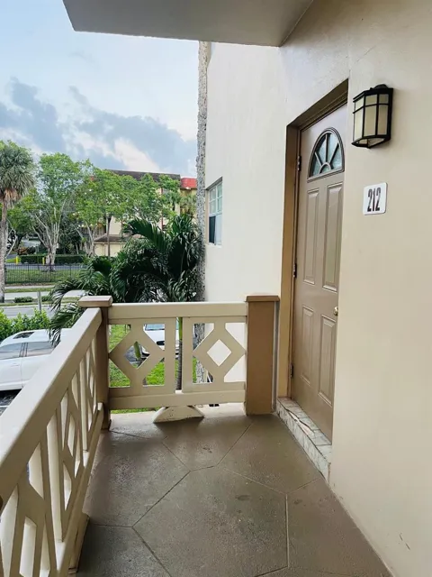 5051 W Oakland Park Boulevard W #Unit E212