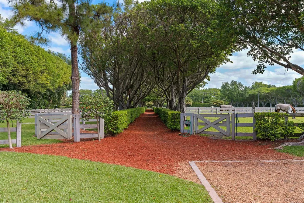 3151 Hickstead Place Wellington, FL 33414