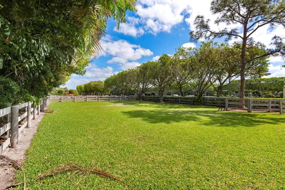 3151 Hickstead Place Wellington, FL 33414
