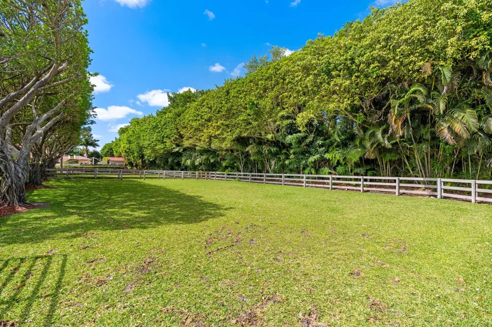 3151 Hickstead Place Wellington, FL 33414