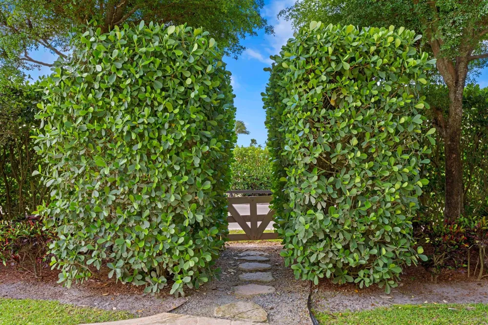 3151 Hickstead Place Wellington, FL 33414