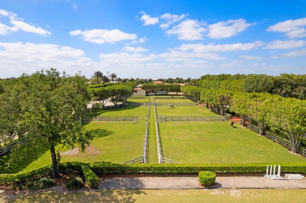 3151 Hickstead Place Wellington, FL 33414