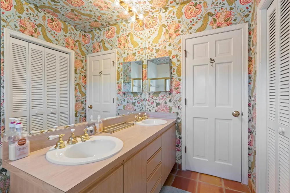 3151 Hickstead Place Wellington, FL 33414