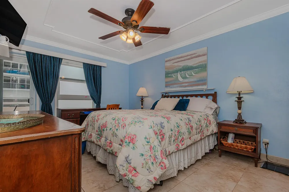 2076 S Ocean Drive #207 Hallandale Beach, FL 33009