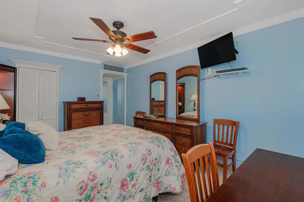 2076 S Ocean Drive #207 Hallandale Beach, FL 33009