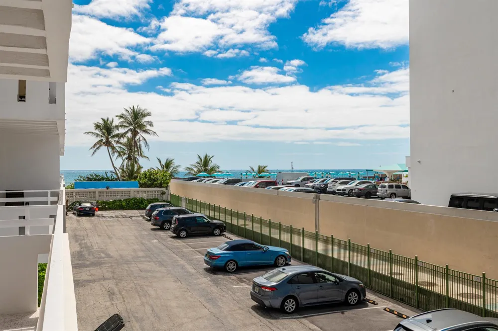 2076 S Ocean Drive #207 Hallandale Beach, FL 33009