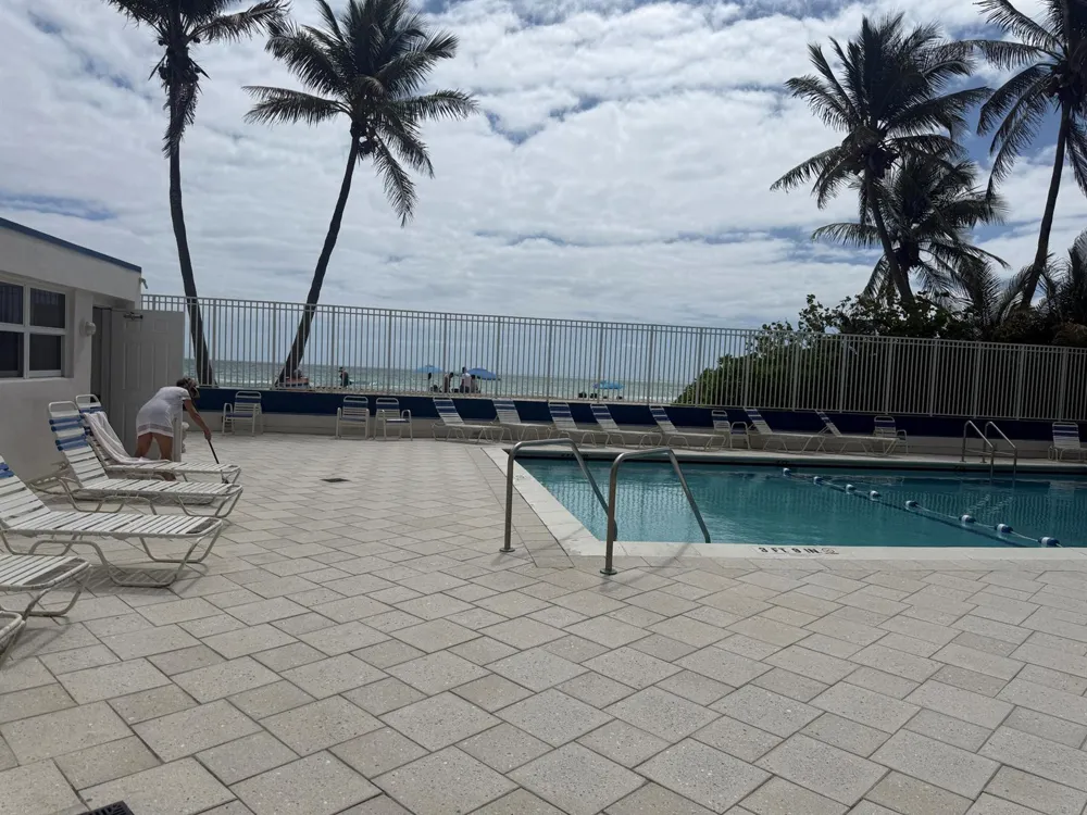 2076 S Ocean Drive #207 Hallandale Beach, FL 33009