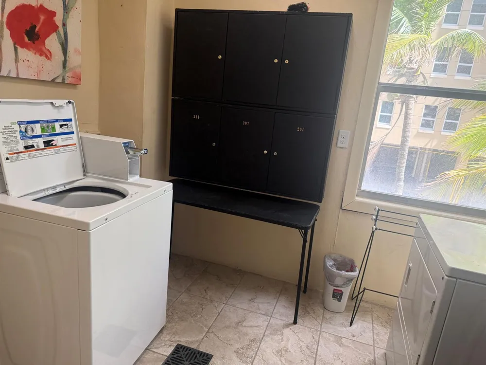 2076 S Ocean Drive #207 Hallandale Beach, FL 33009