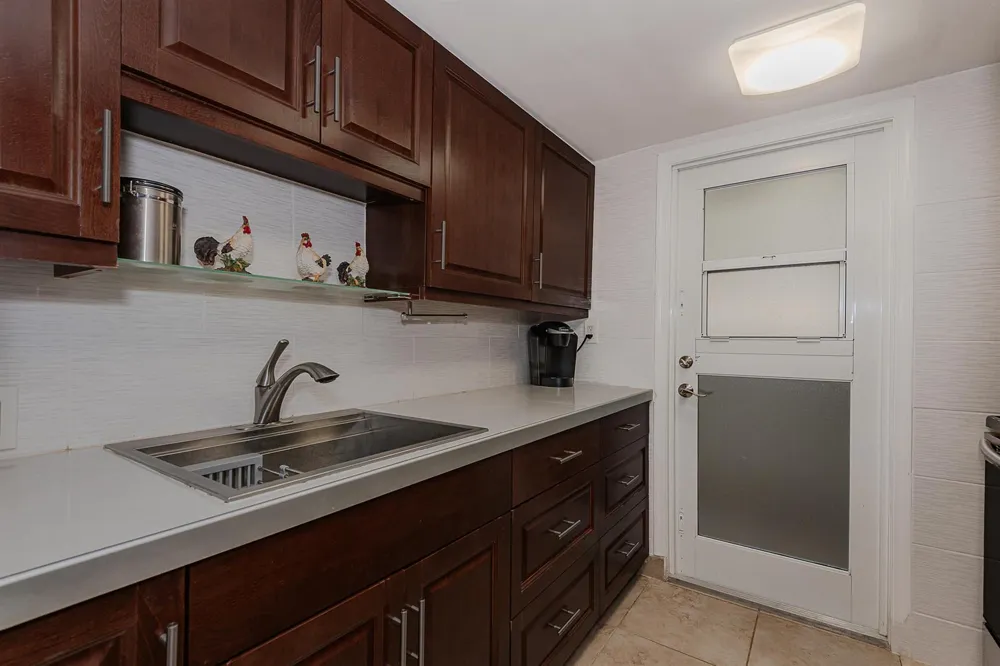 2076 S Ocean Drive #207 Hallandale Beach, FL 33009