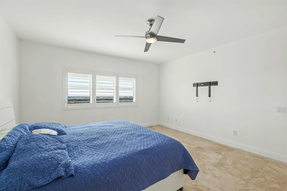 2640 Lake Shore Drive #1710 Riviera Beach, FL 33404
