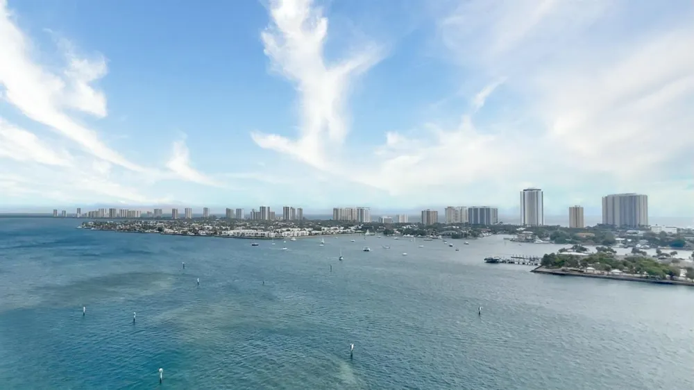 2640 Lake Shore Drive #1710 Riviera Beach, FL 33404