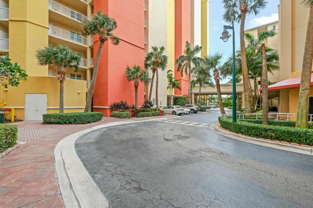 2640 Lake Shore Drive #1710 Riviera Beach, FL 33404