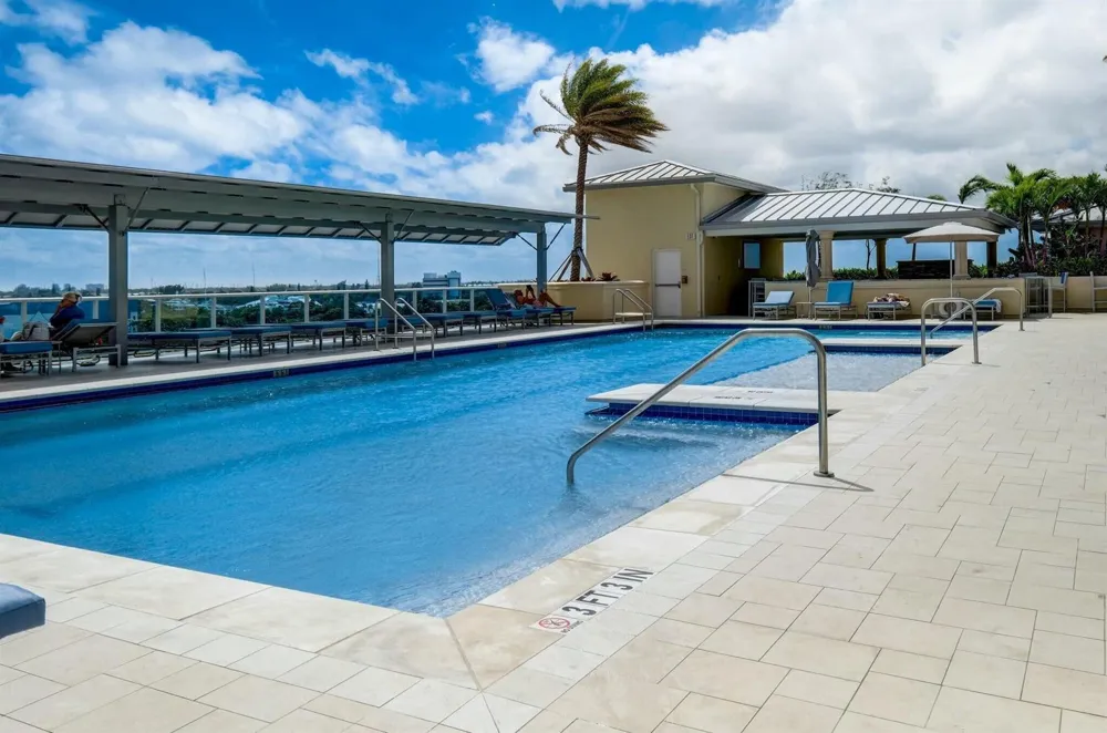 2640 Lake Shore Drive #1710 Riviera Beach, FL 33404