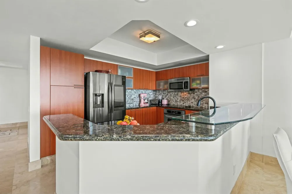 2640 Lake Shore Drive #1710 Riviera Beach, FL 33404