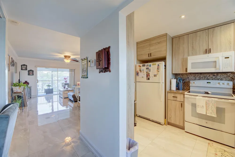 6850 Royal Palm Boulevard #303g Margate, FL 33063
