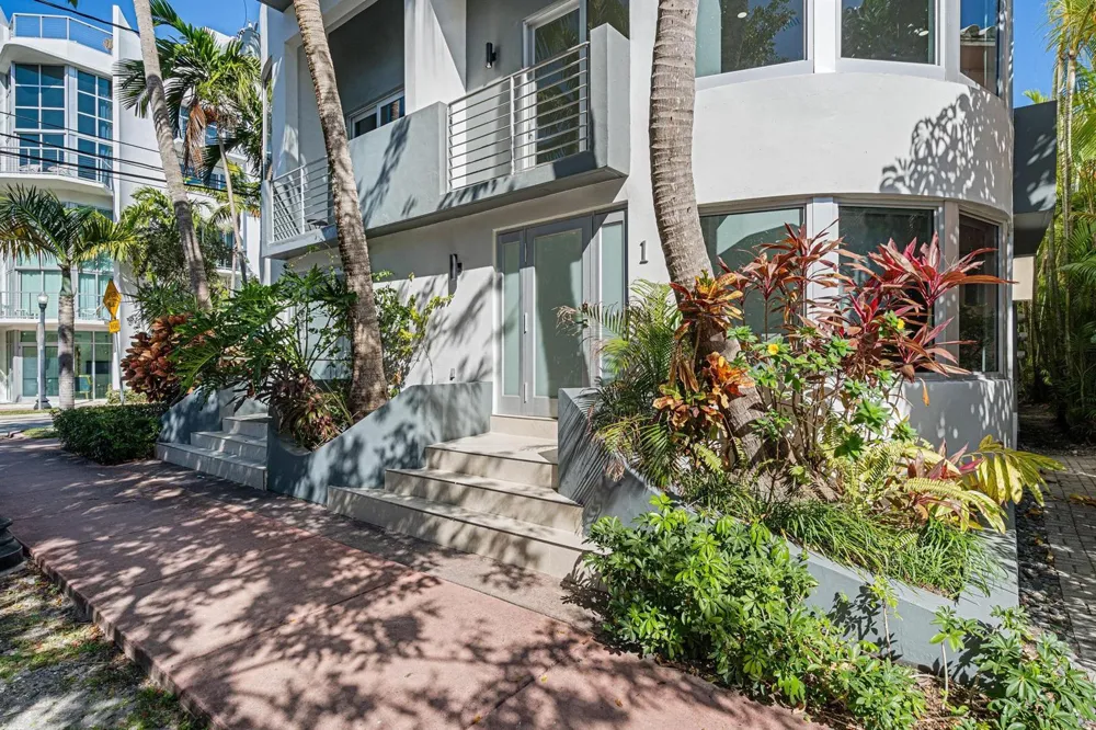 361 Jefferson Avenue #1 Miami Beach, FL 33139