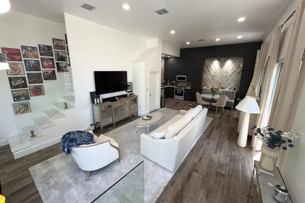 361 Jefferson Avenue #1 Miami Beach, FL 33139