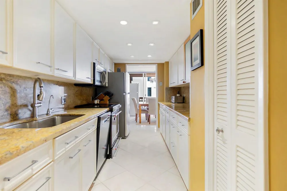 3570 S Ocean Boulevard #610 South Palm Beach, FL 33480