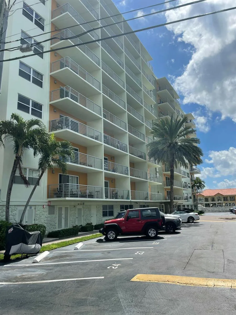 2900 NE 30th Street #B-2 Fort Lauderdale, FL 33306