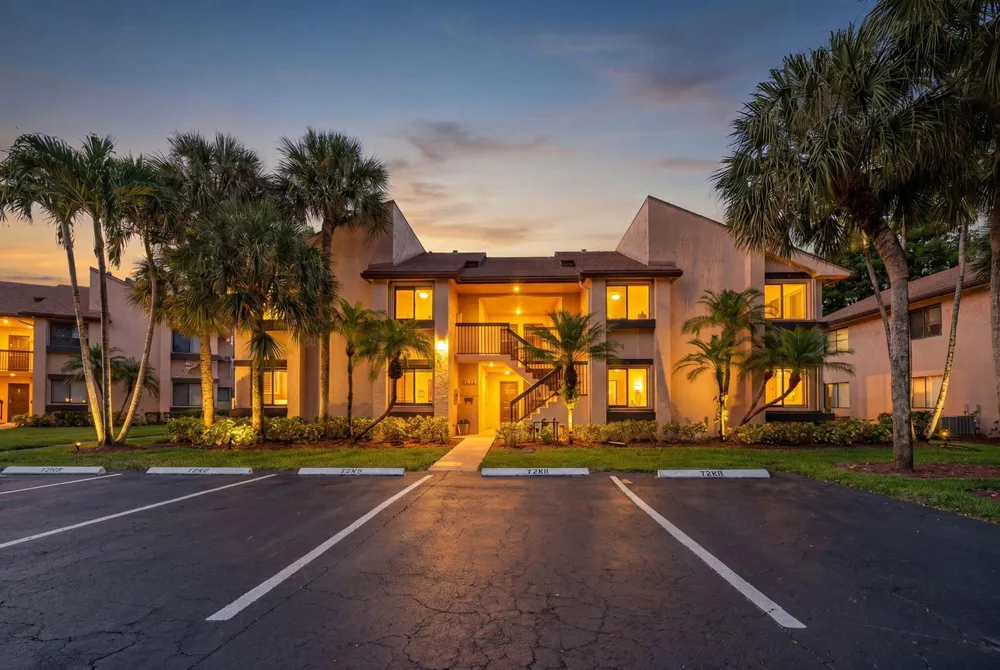 2240 SW 92nd Terrace #2402 Davie, FL 33324
