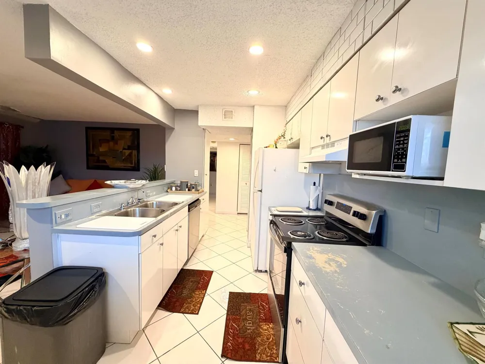 5180 E Sabal Palm Boulevard #228 Tamarac, FL 33319