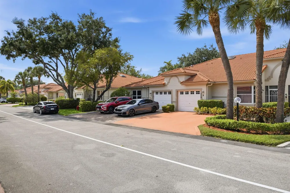 9857 Summerbrook Terrace #B Boynton Beach, FL 33437
