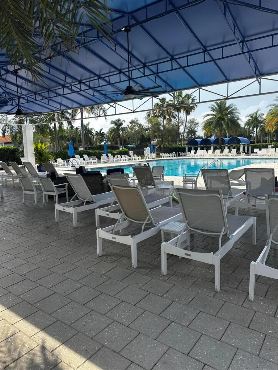 9857 Summerbrook Terrace #B Boynton Beach, FL 33437
