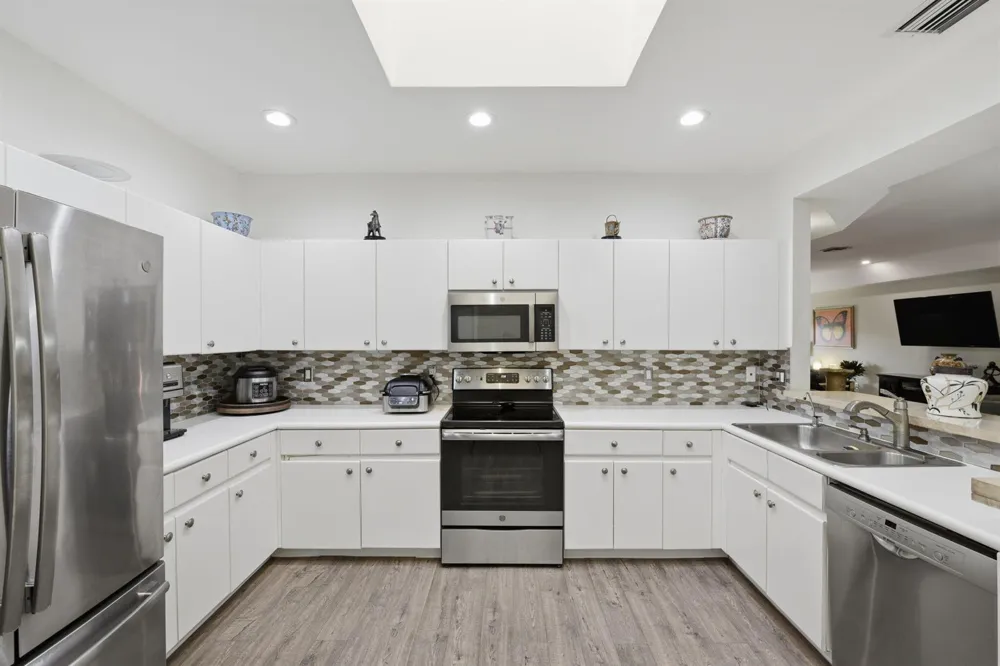 9857 Summerbrook Terrace #B Boynton Beach, FL 33437