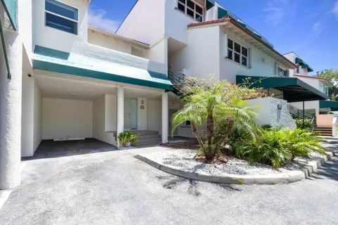 316 Lake Drive