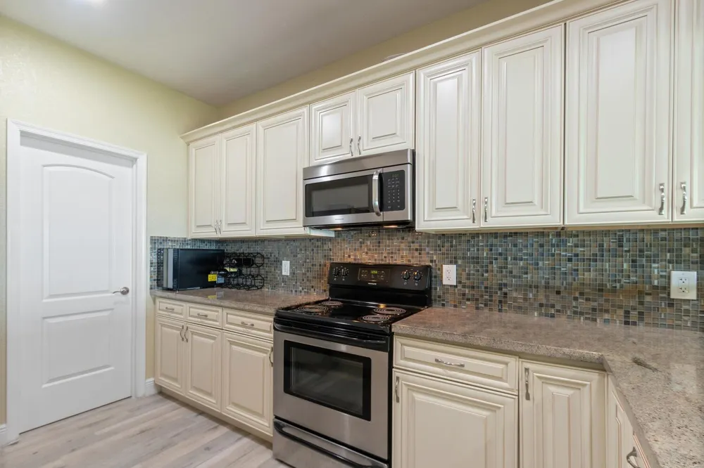 316 Lake Drive Lantana, FL 33462