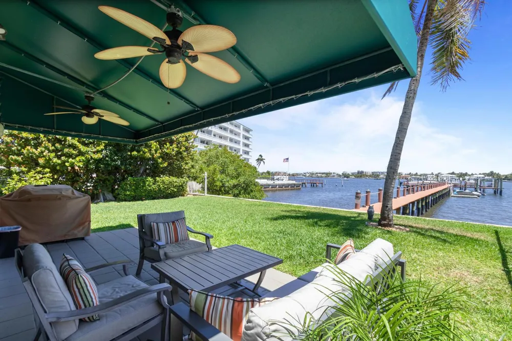 316 Lake Drive Lantana, FL 33462