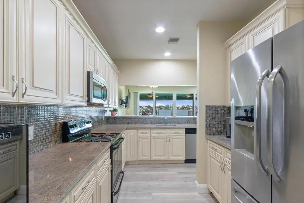 316 Lake Drive Lantana, FL 33462