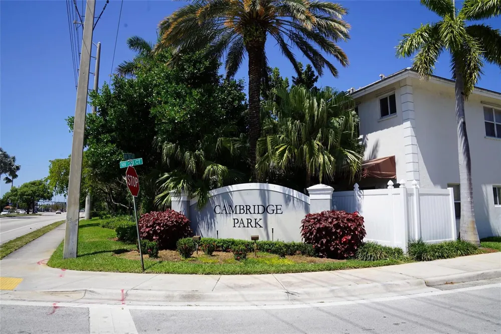 3024 NW 30th Way Oakland Park, FL 33311