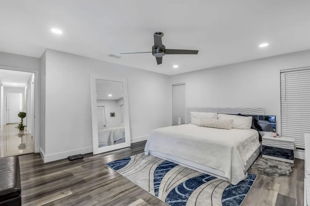 8555 SW 1st Place Coral Springs, FL 33071