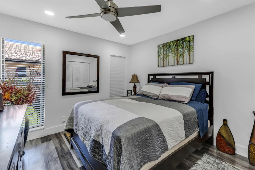 8555 SW 1st Place Coral Springs, FL 33071