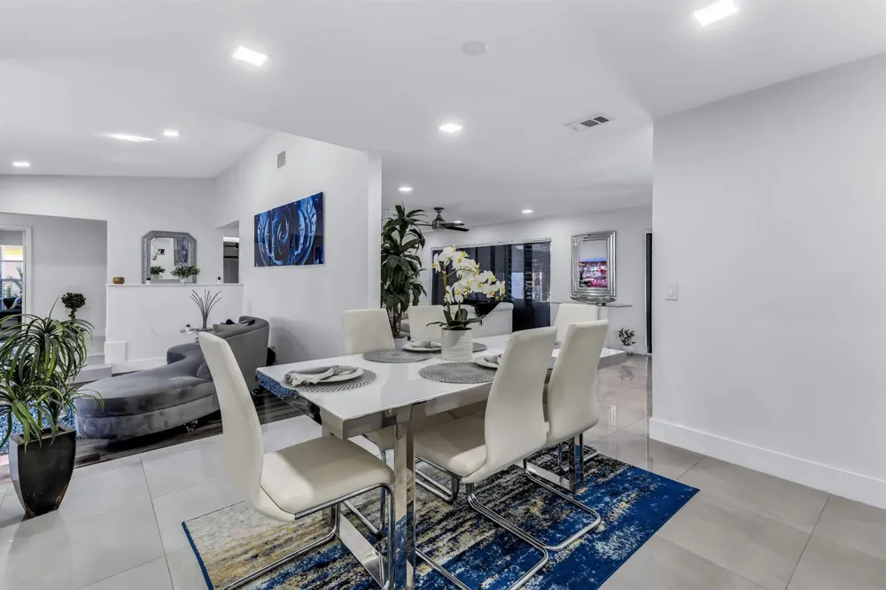 8555 SW 1st Place Coral Springs, FL 33071