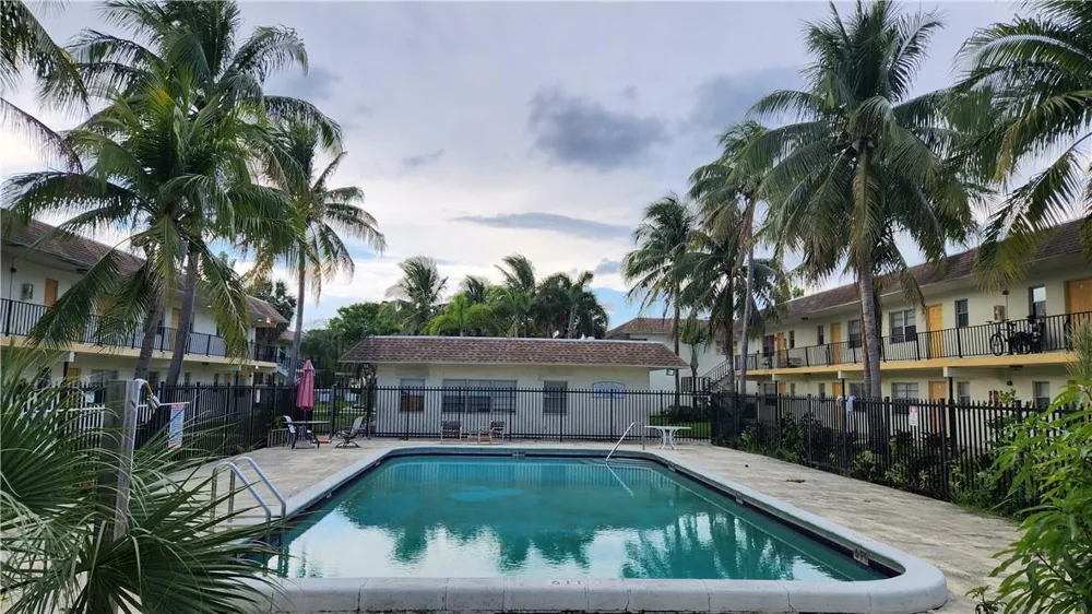 4160 NW 21st Street #246 Lauderhill, FL 33313