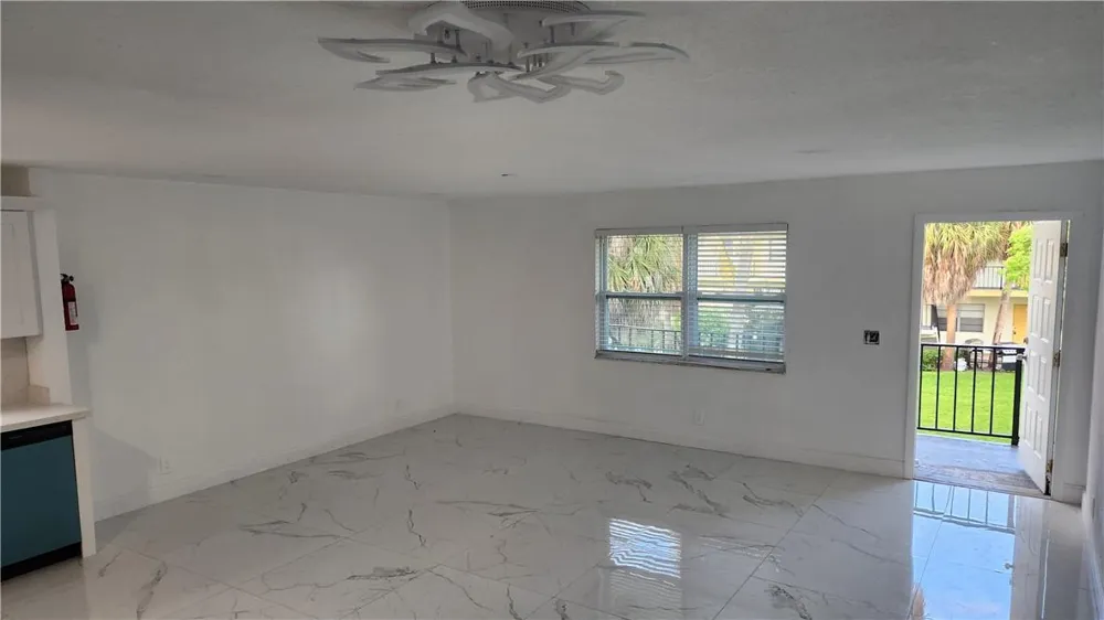4160 NW 21st Street #246 Lauderhill, FL 33313