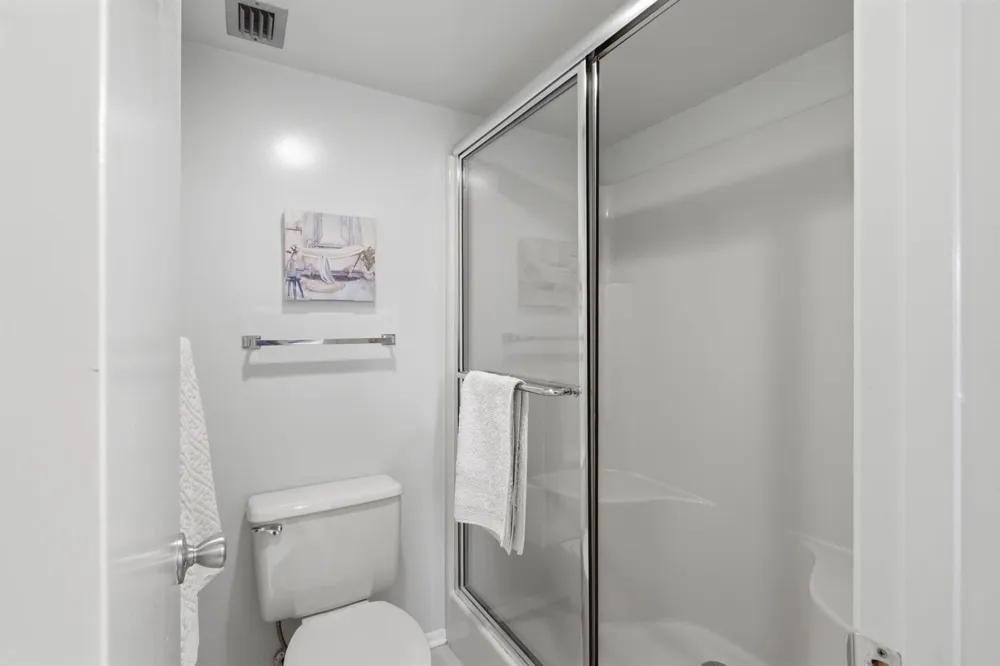 29 Plantation Drive #202 Vero Beach, FL 32966