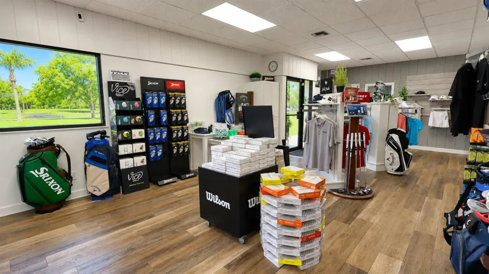 29 Plantation Drive #202 Vero Beach, FL 32966