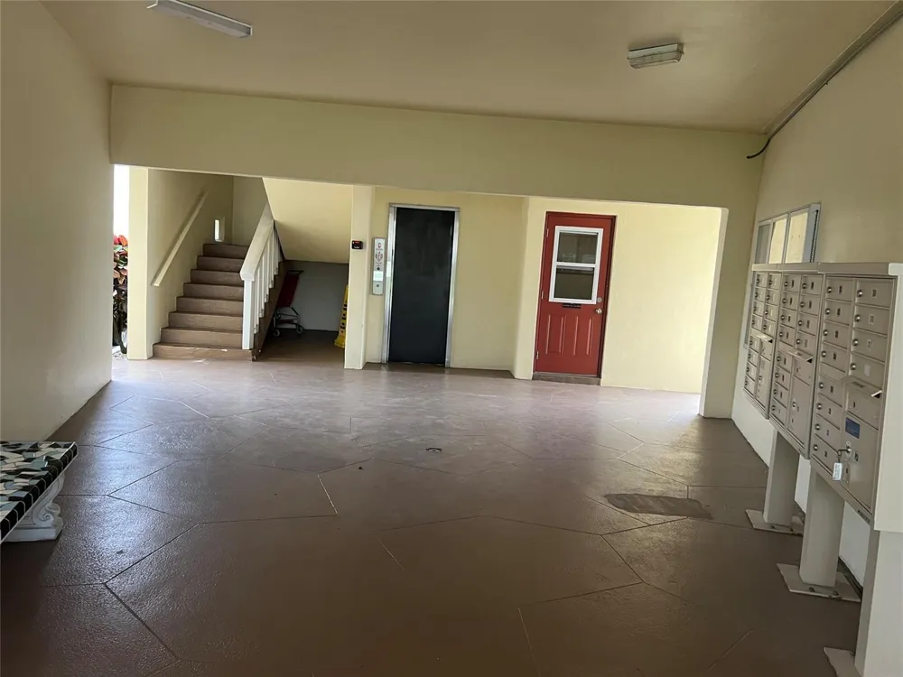 4411 NW 16th Street #F204 Lauderhill, FL 33313
