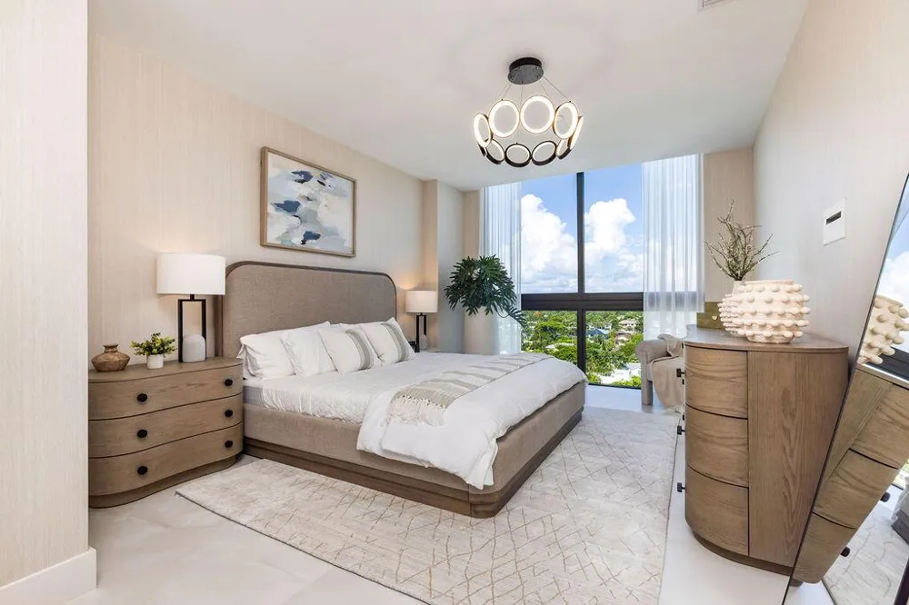 305 Briny Avenue #Ph 806 Pompano Beach, FL 33062