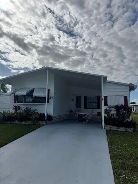 24 Villa Del Norte