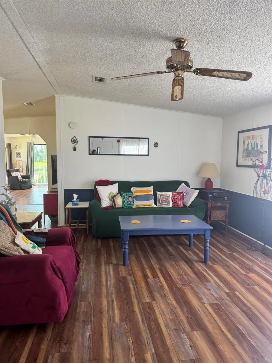 24 Villa Del Norte Fort Pierce, FL 34951