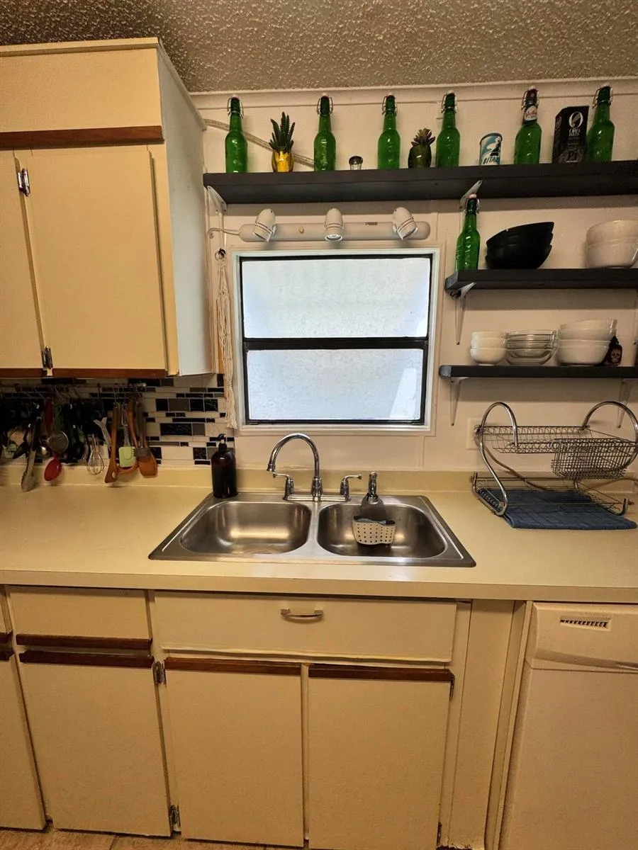 24 Villa Del Norte Fort Pierce, FL 34951